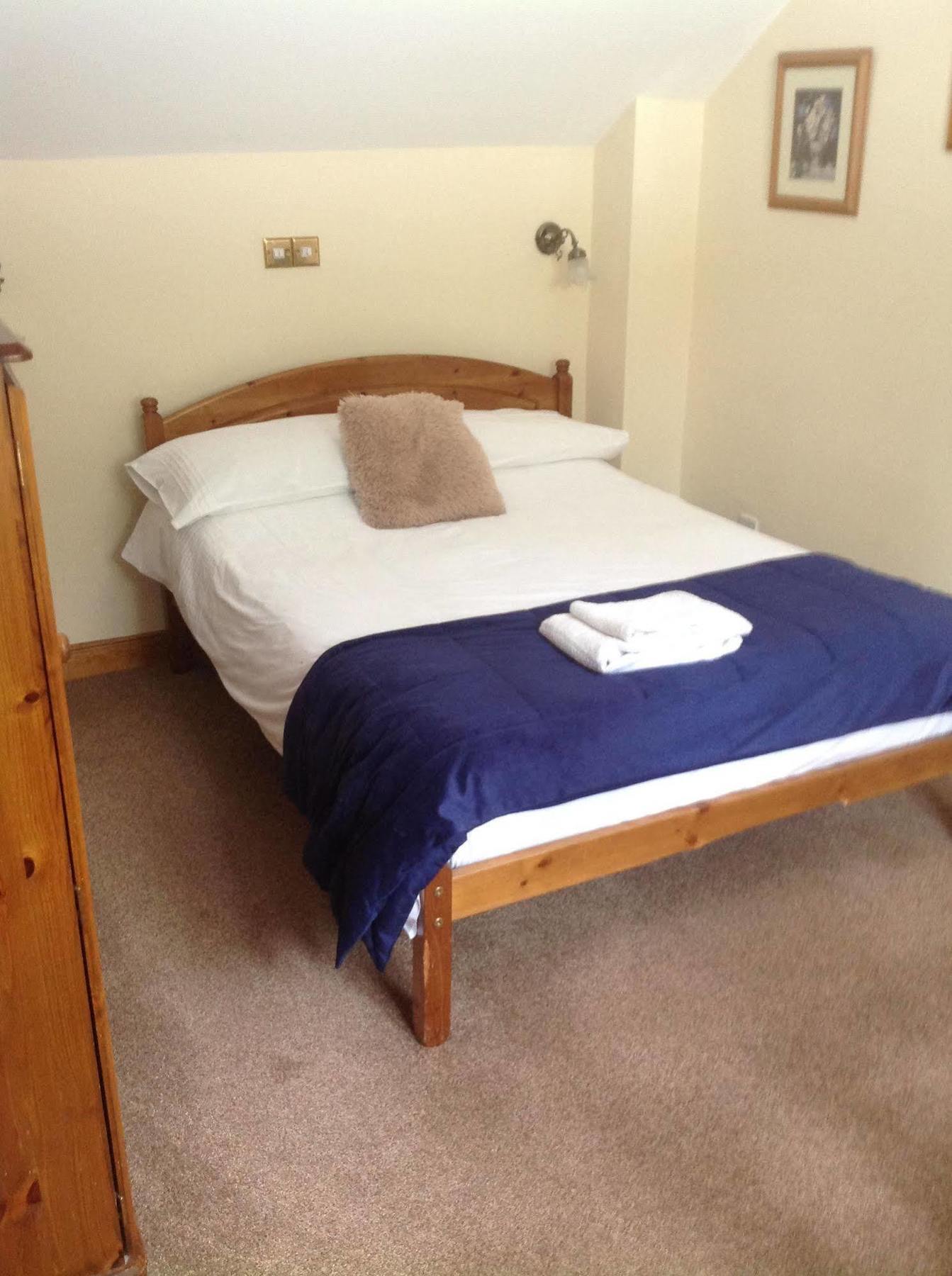 The Glan Yr Afon Inn Holywell  Kültér fotó